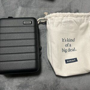 AWAY luggage MIni travel Suitecase Toiletry Case- BLACK-  BRAND NEW